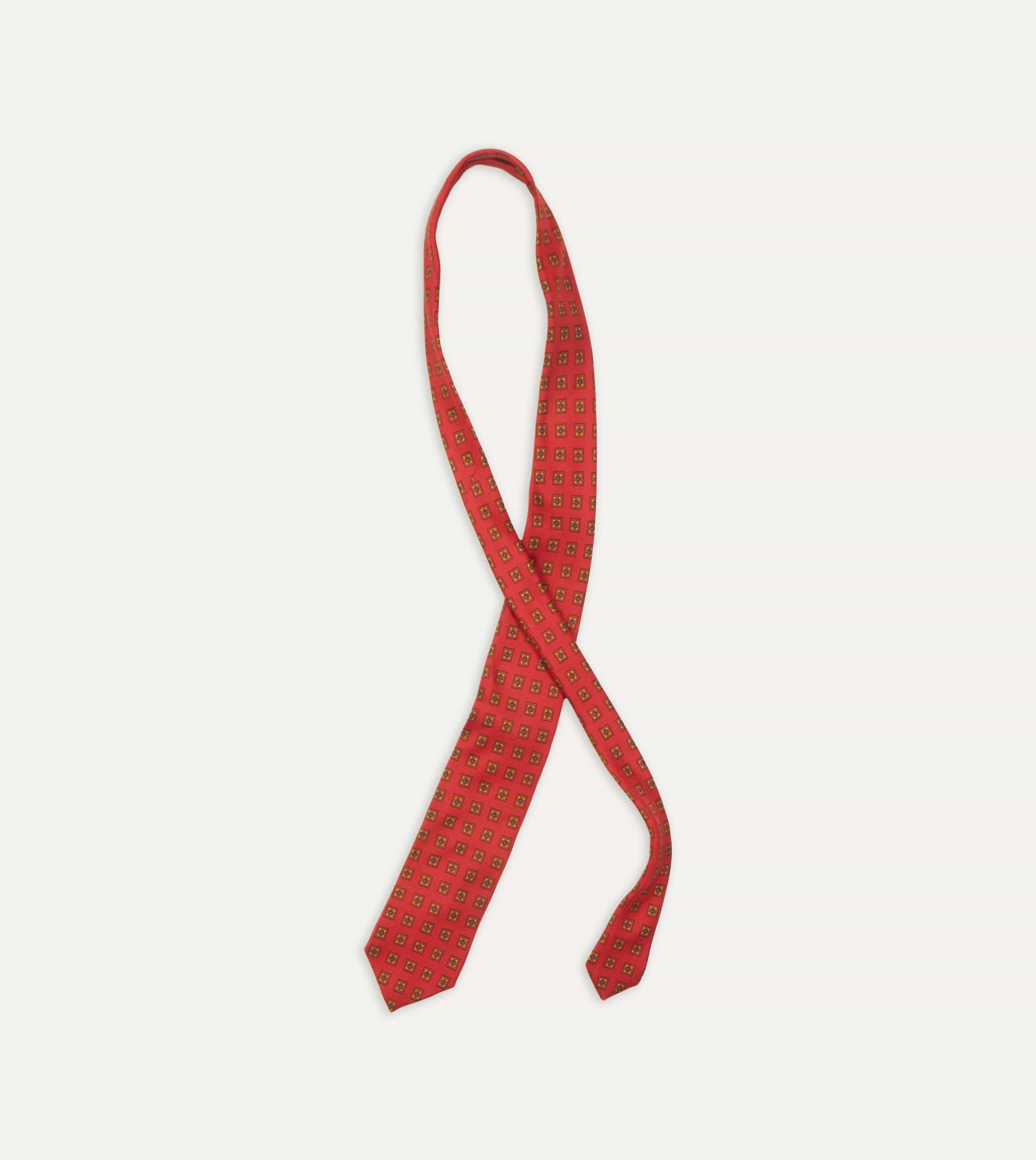 Red and Green Diamond Medallion Print Madder Twill Silk Tie - Image 4