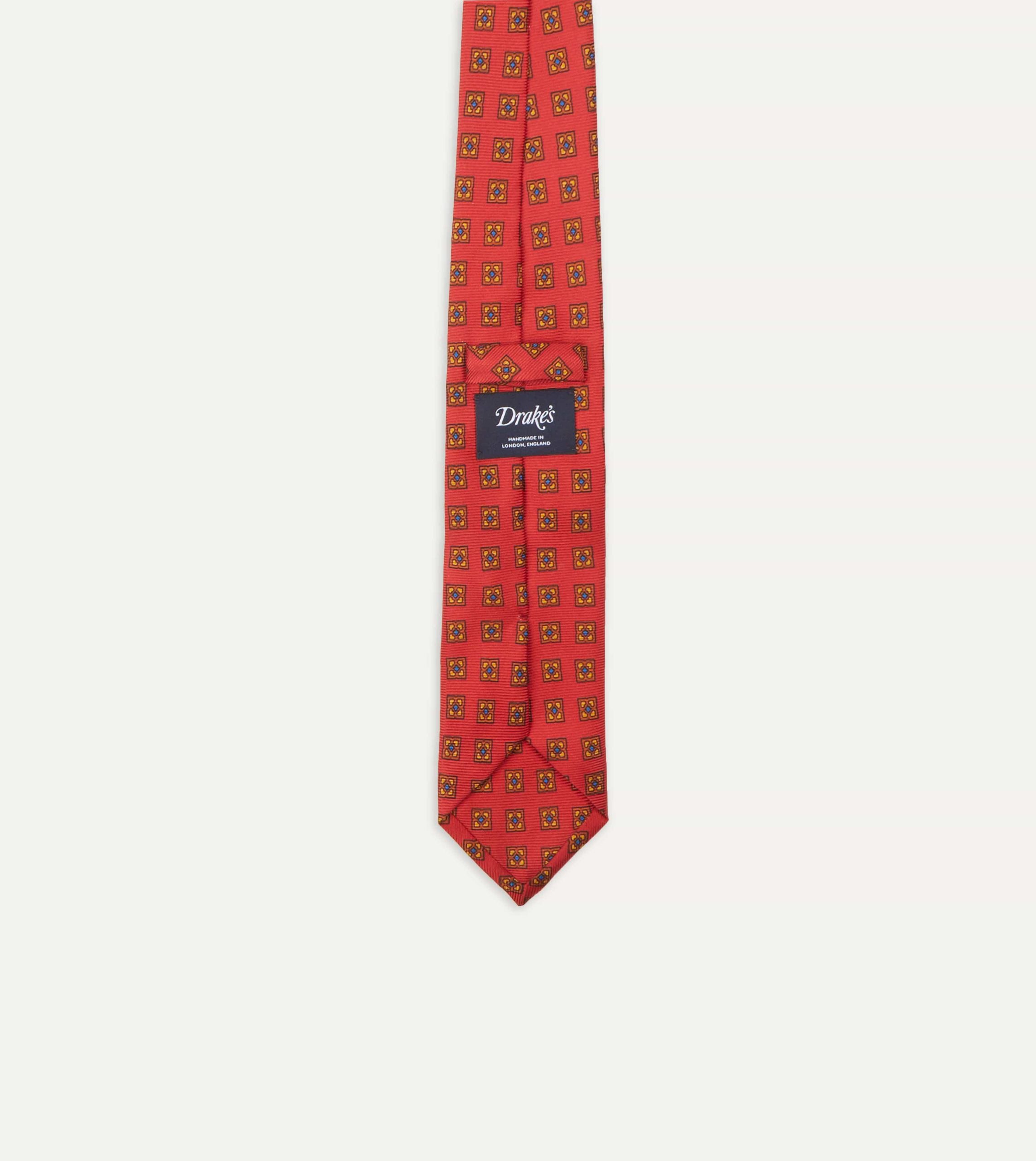 Red and Green Diamond Medallion Print Madder Twill Silk Tie - Image 5