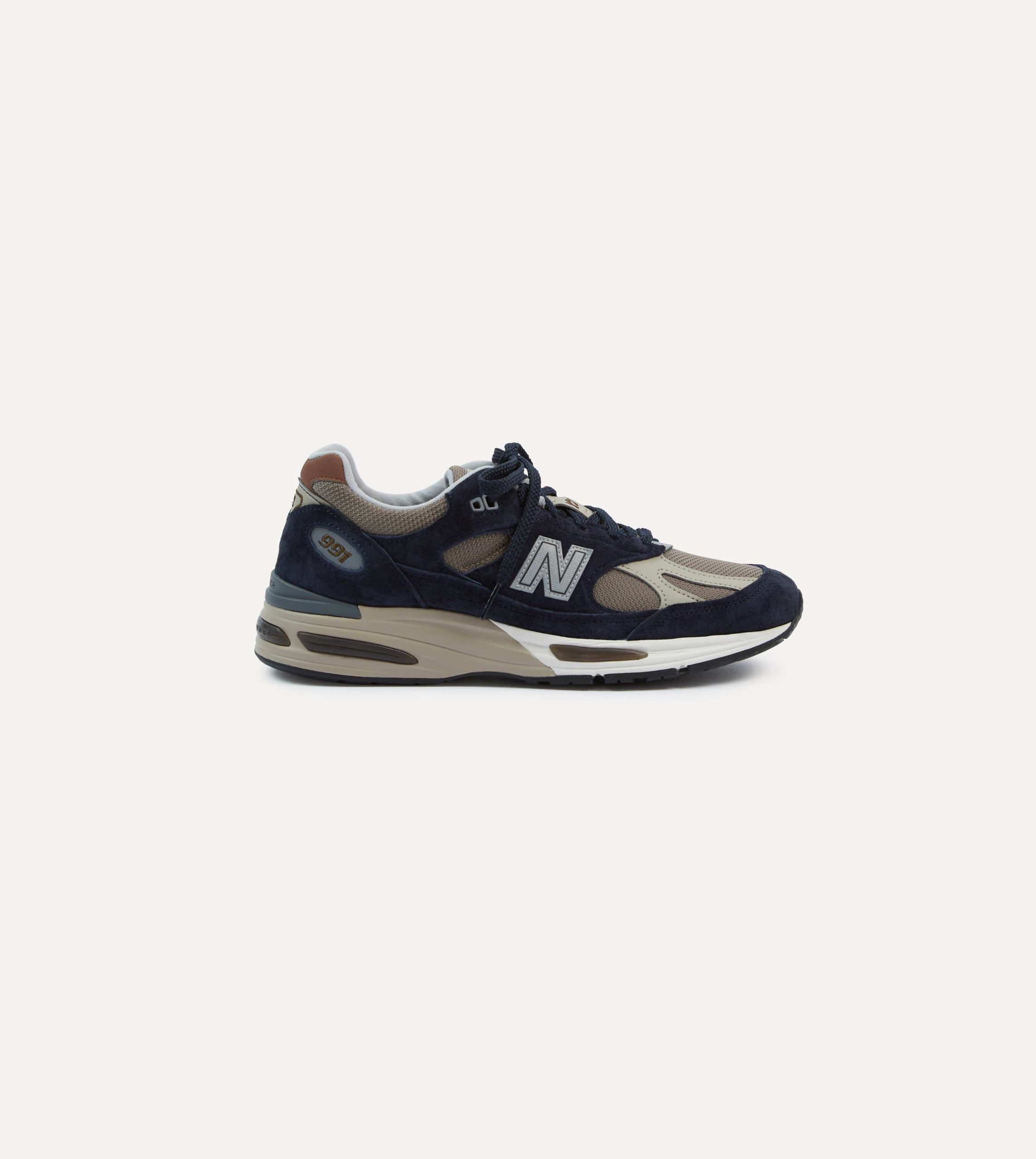 New Balance After Midnight Made in UK 991v2 Trainers - Image 6