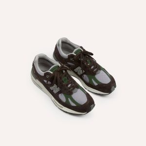 New Balance Brown 'Essentially Offbeat' Made in UK 991v2 Trainers