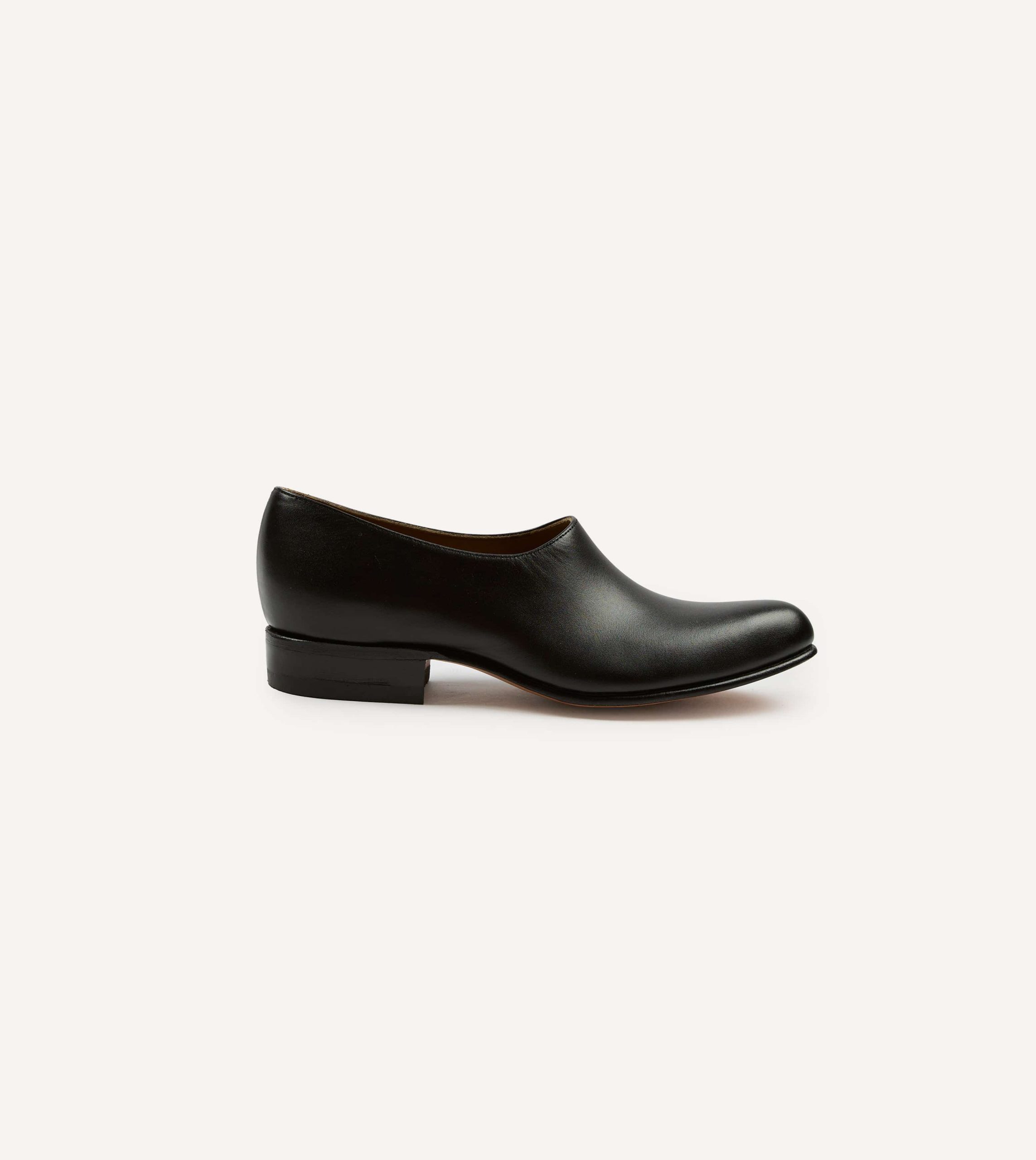 Chamula Black Leather Saarinen Shoe - Image 6