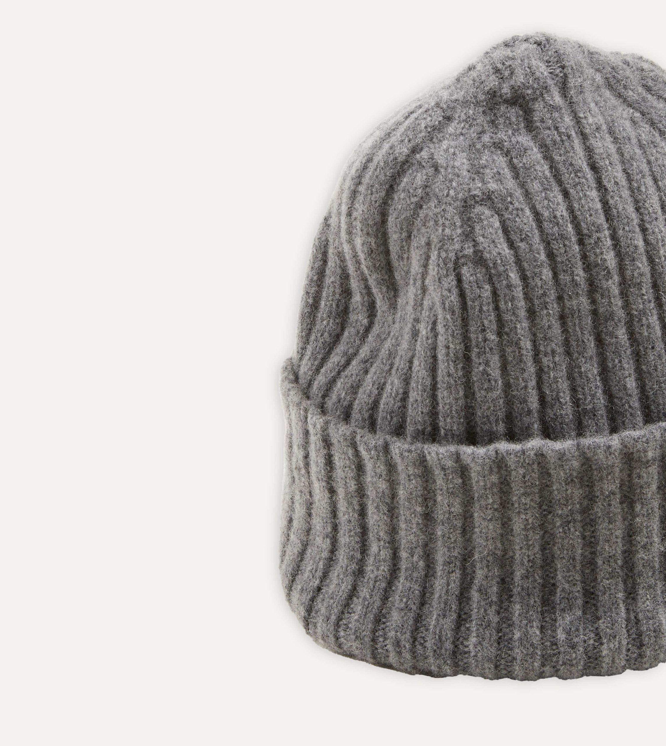 Grey Lambswool Ribbed Knit Cap - Image 4